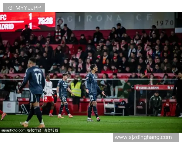 西甲焦点战平：拜仁与皇马激战成和引发全场热议