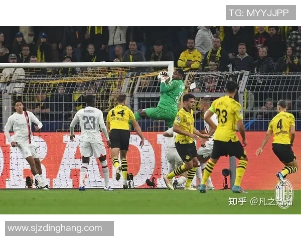 欧冠激战AC米兰3-0波尔图红牌事件引发全场热议