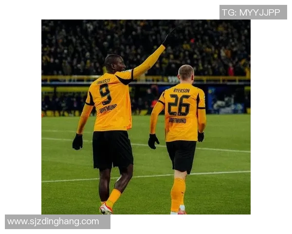 欧冠激战：里昂狂胜莱比锡五球大捷帽子戏法点燃全场热情