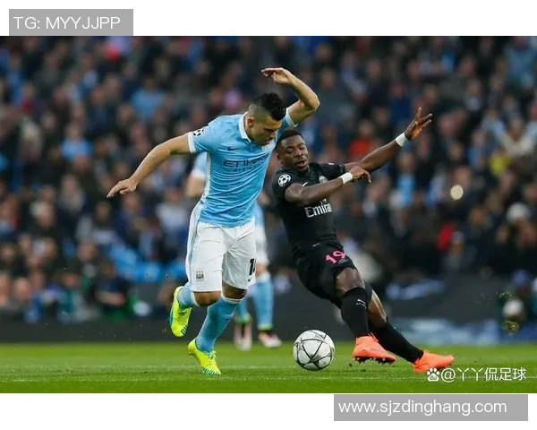 中超热战巴黎圣日耳曼与利物浦激战成平局乌龙球引发全场狂欢