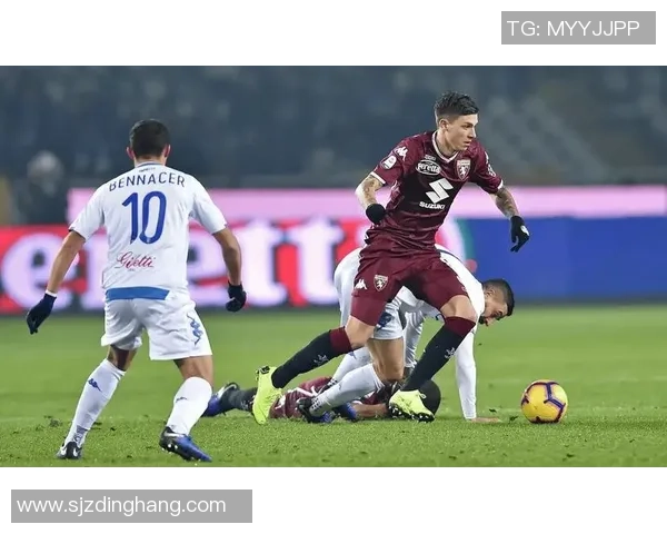 西甲焦点战：那不勒斯狂胜曼联四球全场沸腾瞬间回顾